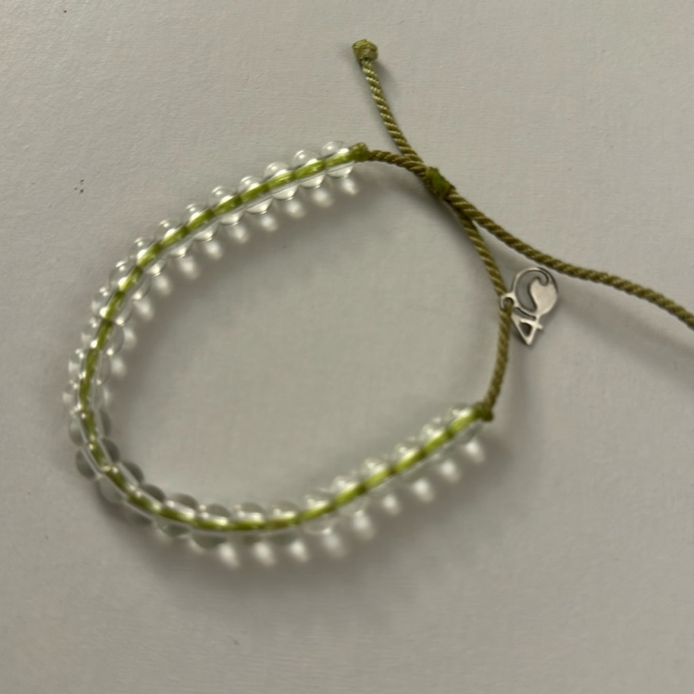 40 Ocean Turtle Beaded Bracelet OC25